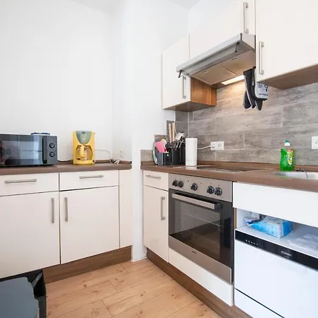 Apartment Mit Kleinem Innenhof Im Erdgeschoss Fuer Bis Zu 4 Personen Klotten